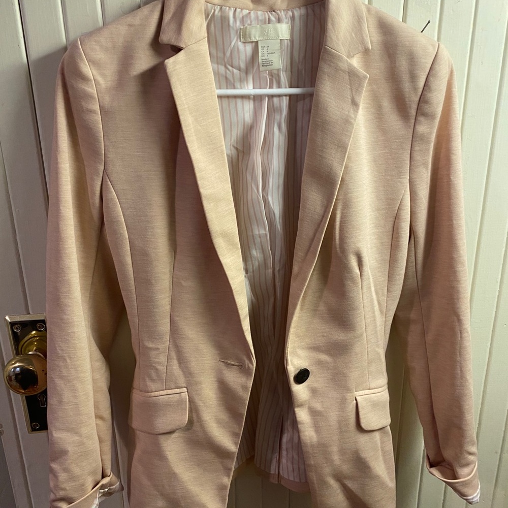 Light pink blazer, stripes on inside